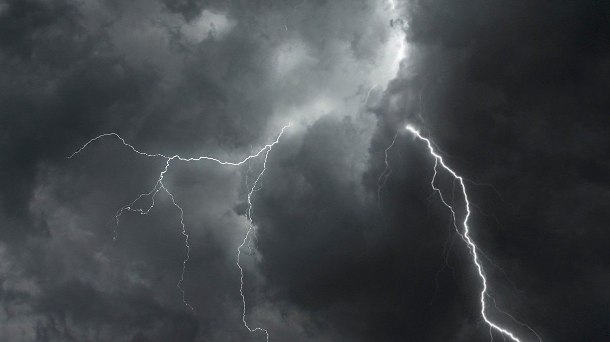 Thunderstorm & Lightning Hazards