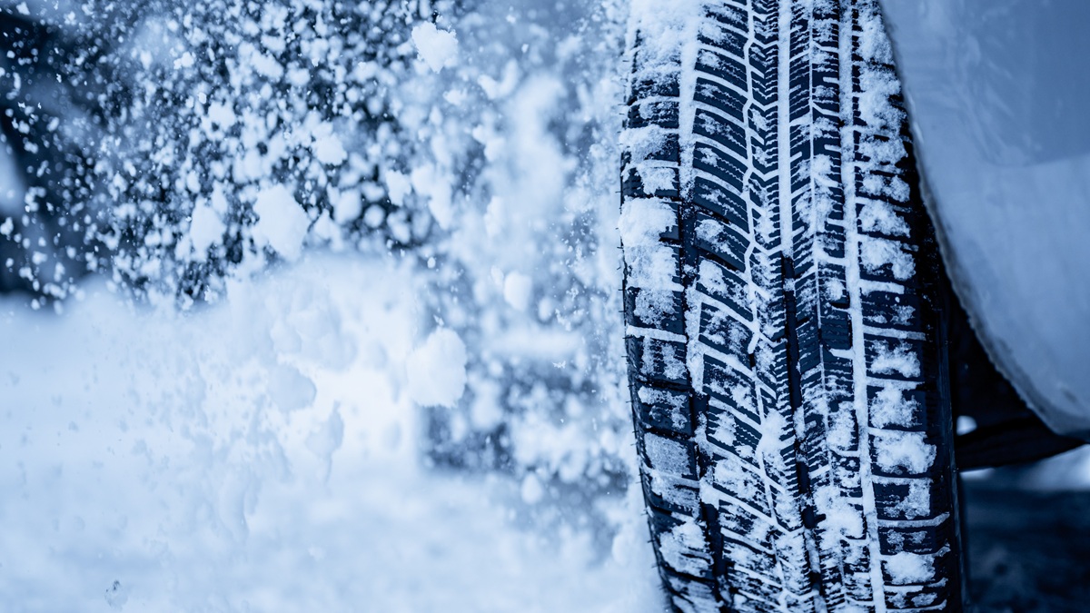 Driving on Snow and Ice